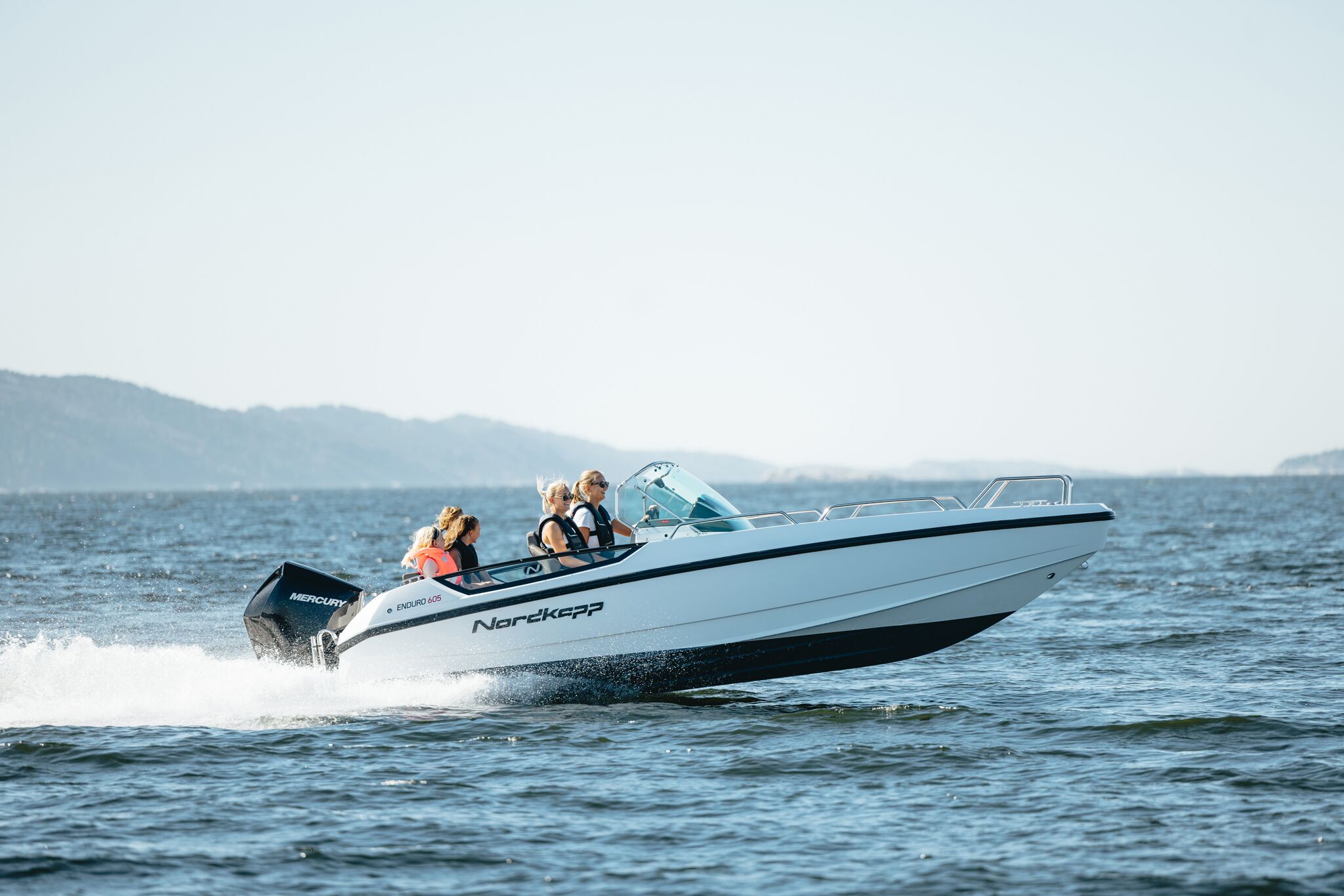 Nordkapp-Enduro-605-centre-console-boat-2