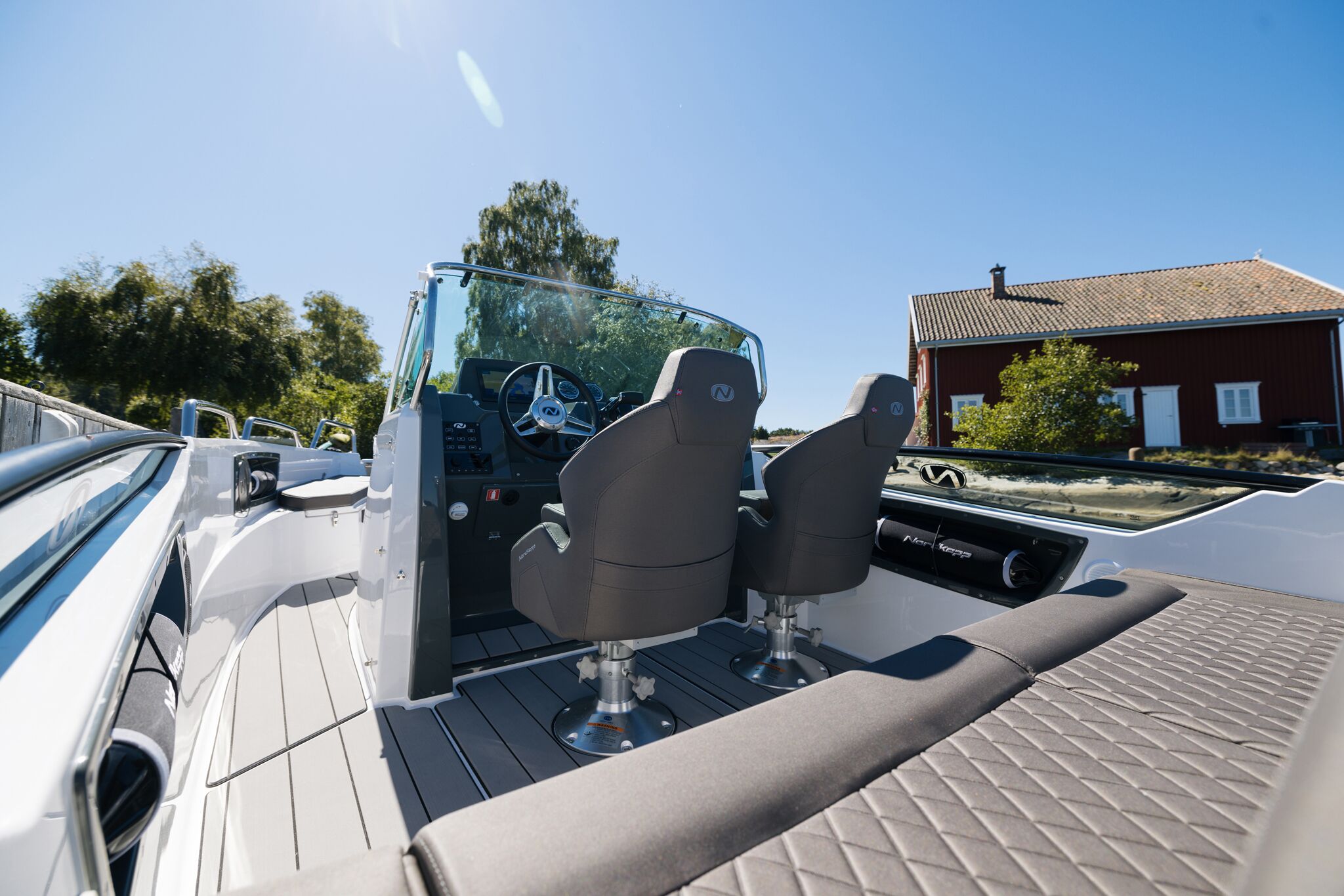 Nordkapp-Enduro-605-centre-console-boat-29